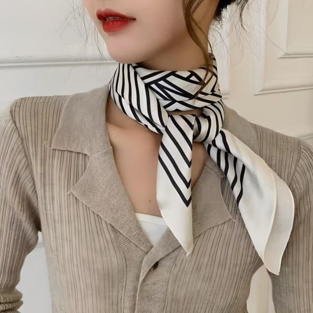 Moda Kare 70 cm Siyah ve Beyaz - Silk Tie Striped incelemesi ve fiyatı