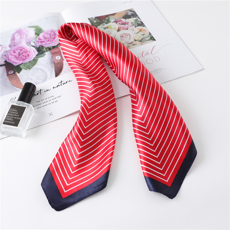 Lüks Şerit Ipek Kare Eşarp Kad - Silk Tie Striped incelemesi ve fiyatı