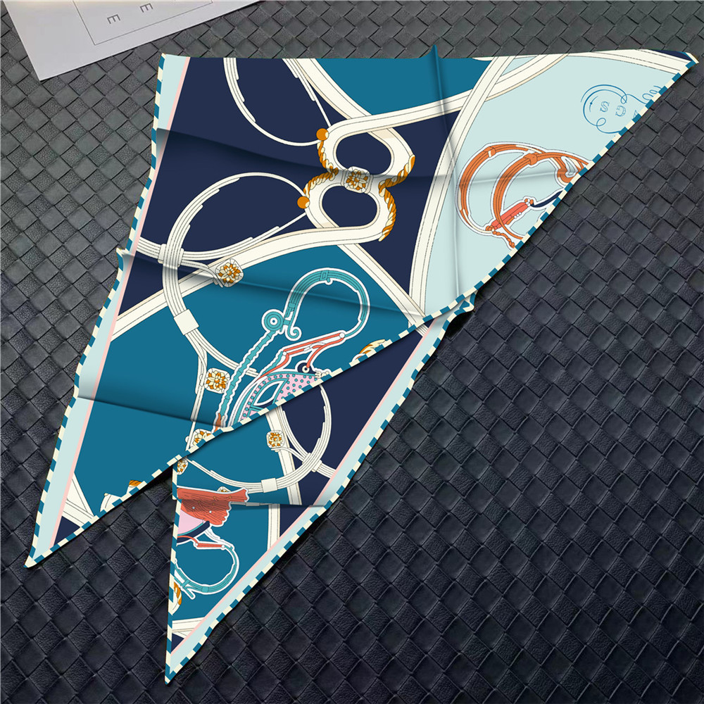 Üçgen Şal ipek eşarp Kadın Büy - Pashmina Wrap Large incelemesi ve fiyatı
