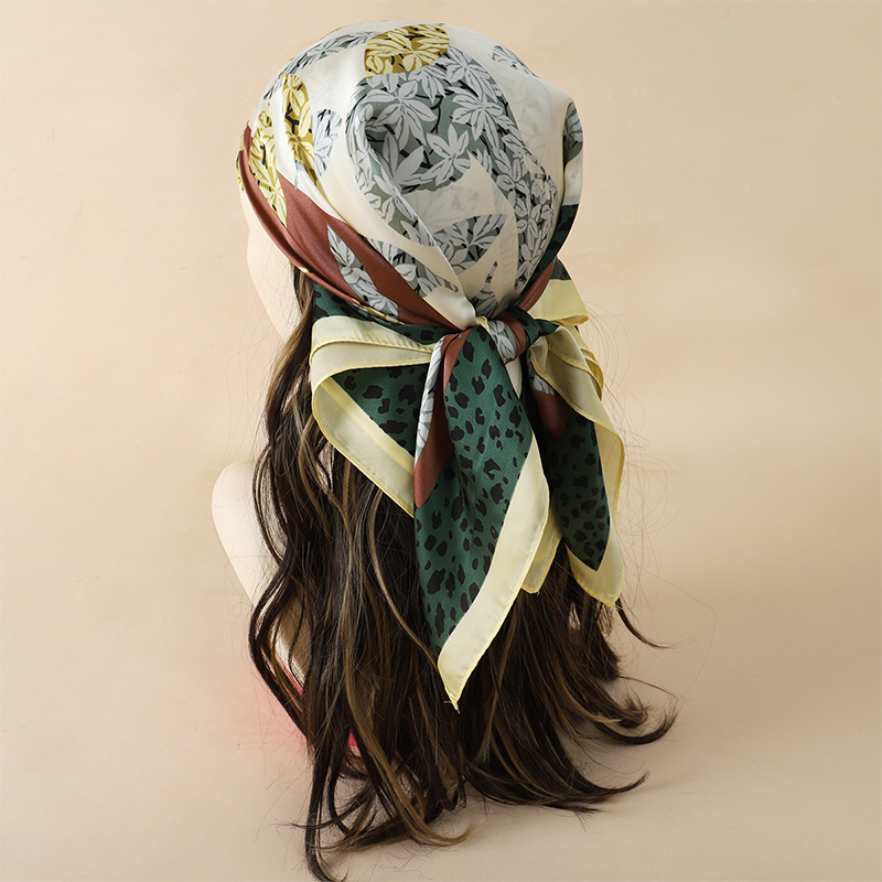 70x70 cm Kadın Eşarp Ipek Duyg - Ascot Neck Scarf incelemesi ve fiyatı
